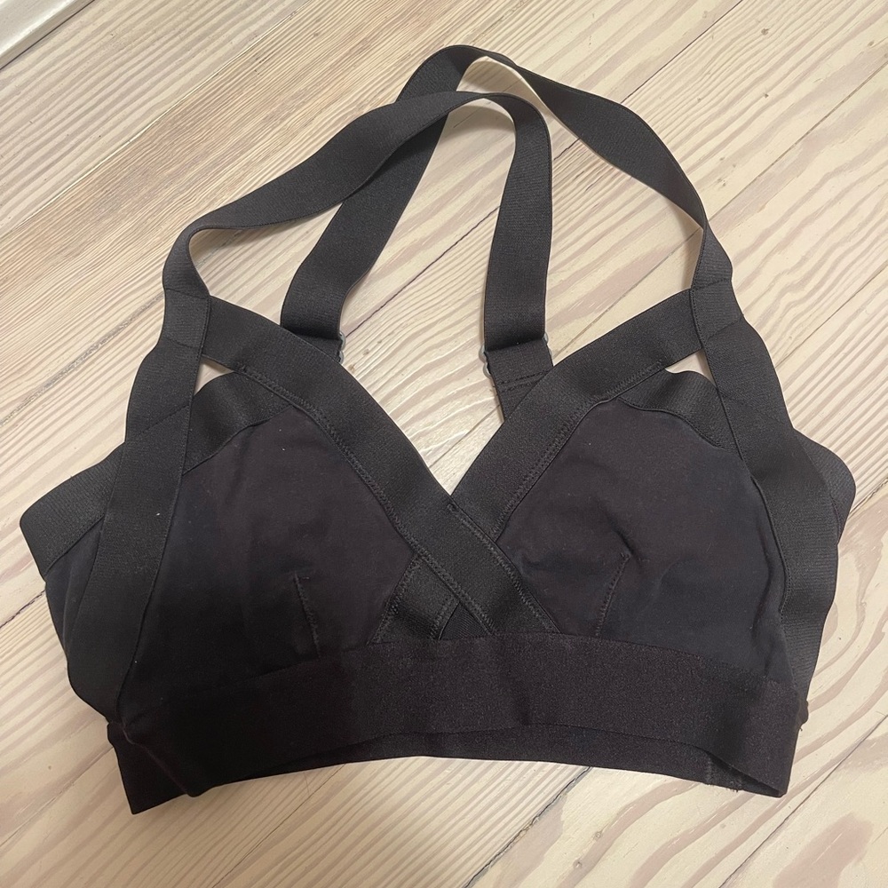 Aritzia Community Rasa Bra, Black, Medium